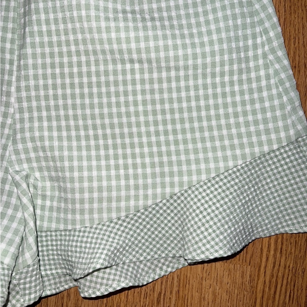 Gingham Ruffle Shorts - Picture 2 of 4